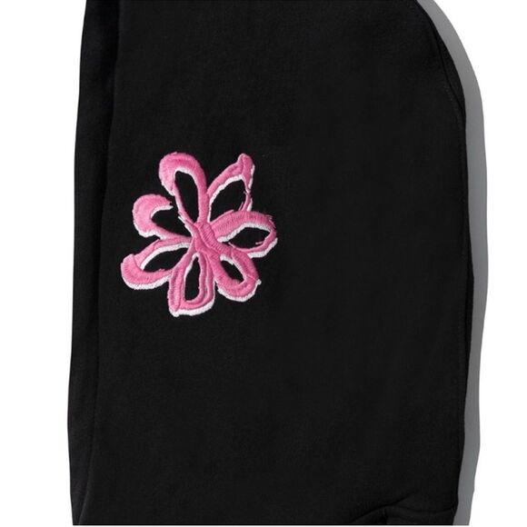 The Hundreds x Britney Spears NEW Stronger sweatshirt - Picture 5 of 9